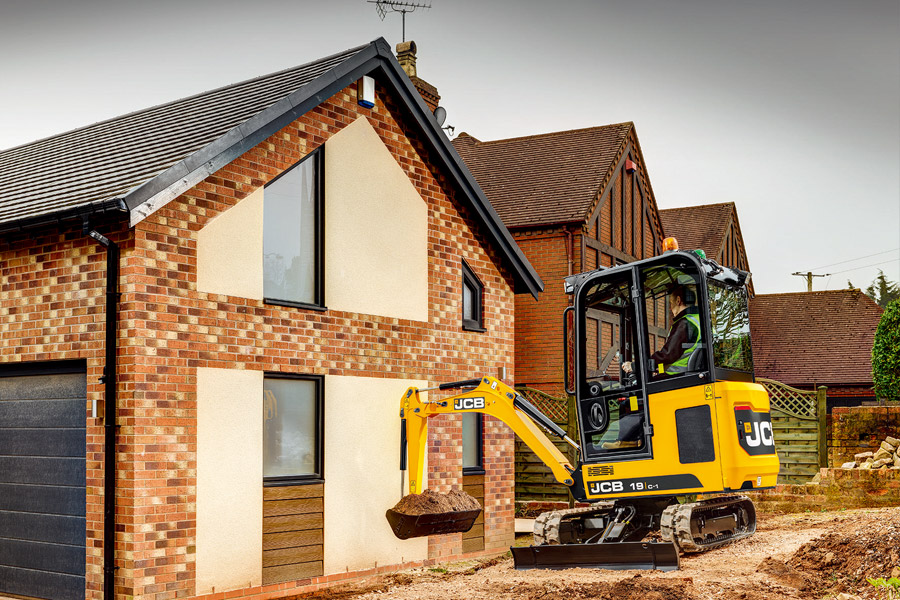 小型挖掘機(jī)-靜待新品上市